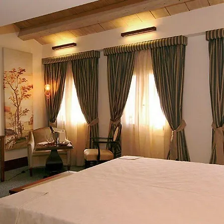 Hotell Dei Dragomanni