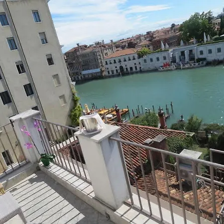 Dei Dragomanni Hotell 4*