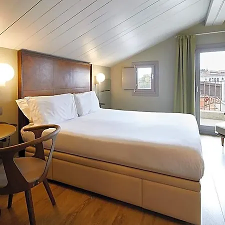 Hotel Dei Dragomanni 4*