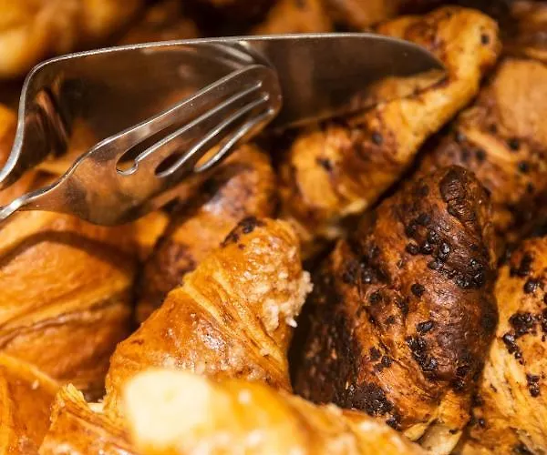 戴德格玛尼酒店 酒店 4*