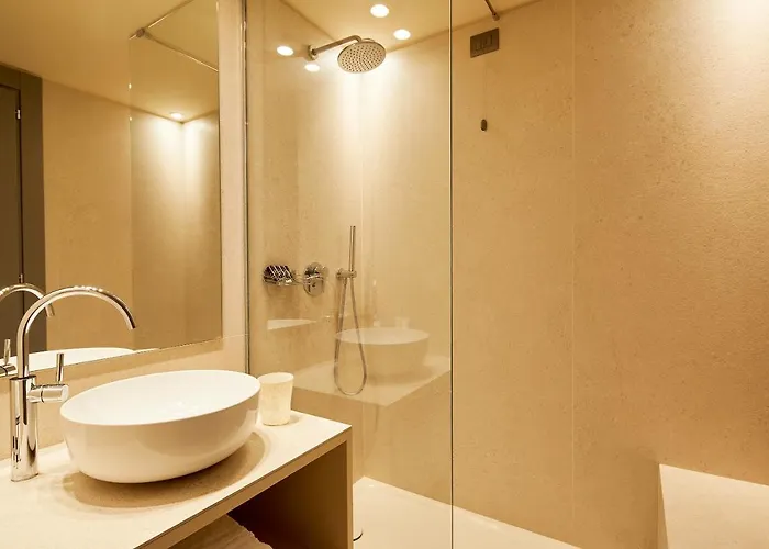 戴德格玛尼酒店 4*