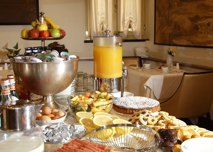 Hotel Dei Dragomanni 4*