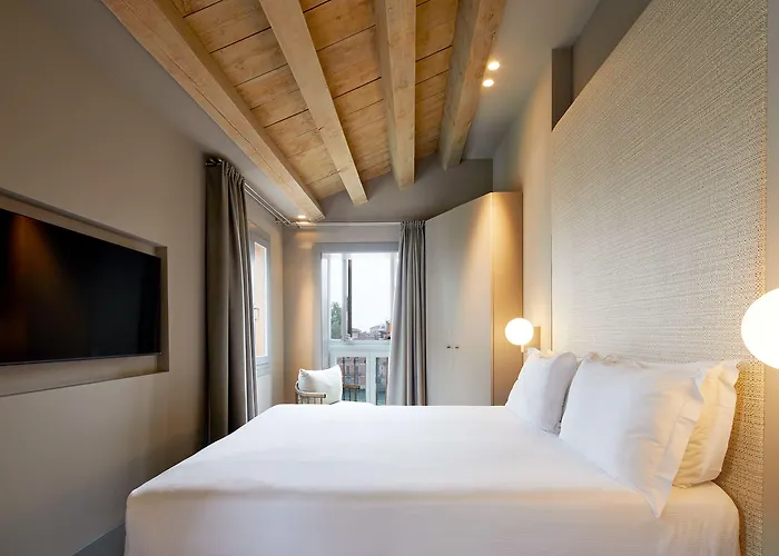 戴德格玛尼酒店 4*