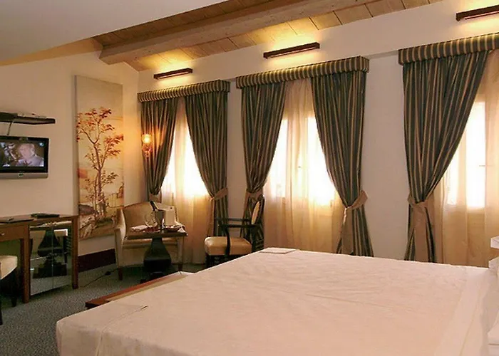 Hotel Dei Dragomanni