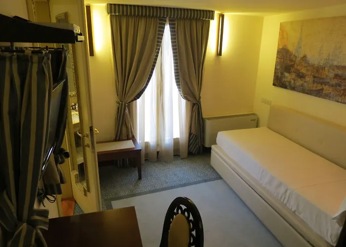 Dei Dragomanni Hotel 4*