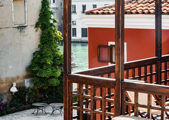 Hotel Dei Dragomanni